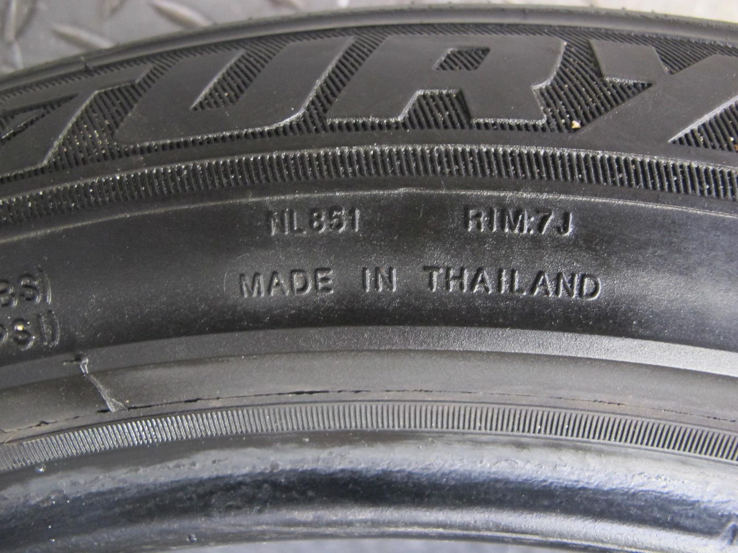 Set of 2 Sentury UHP ALL Season Tire 225/50 R17 98W 2322 7/32 Tread