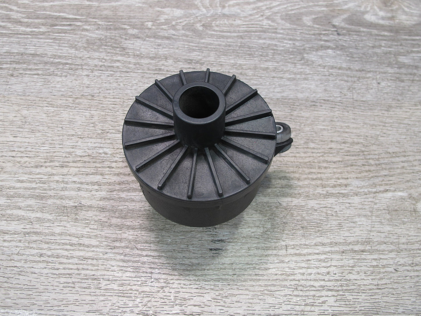 2008 VW R32 VR6 3.2L Cbra Engine Air Intake Resonator 1K0129770B OEM