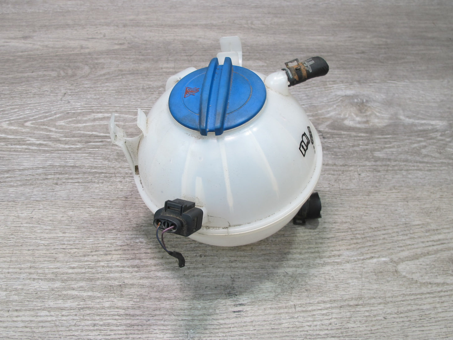 2008 VW R32 VR6 3.2L Engine Coolant Expansion Overflow Reservoir Tank OEM