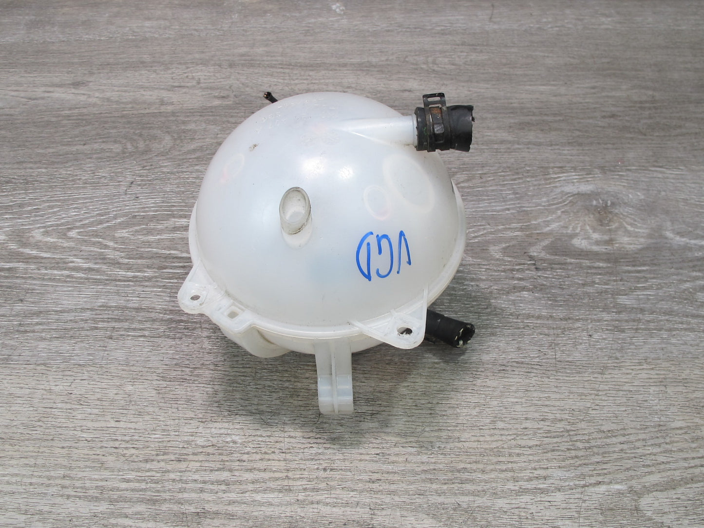 2008 VW R32 VR6 3.2L Engine Coolant Expansion Overflow Reservoir Tank OEM