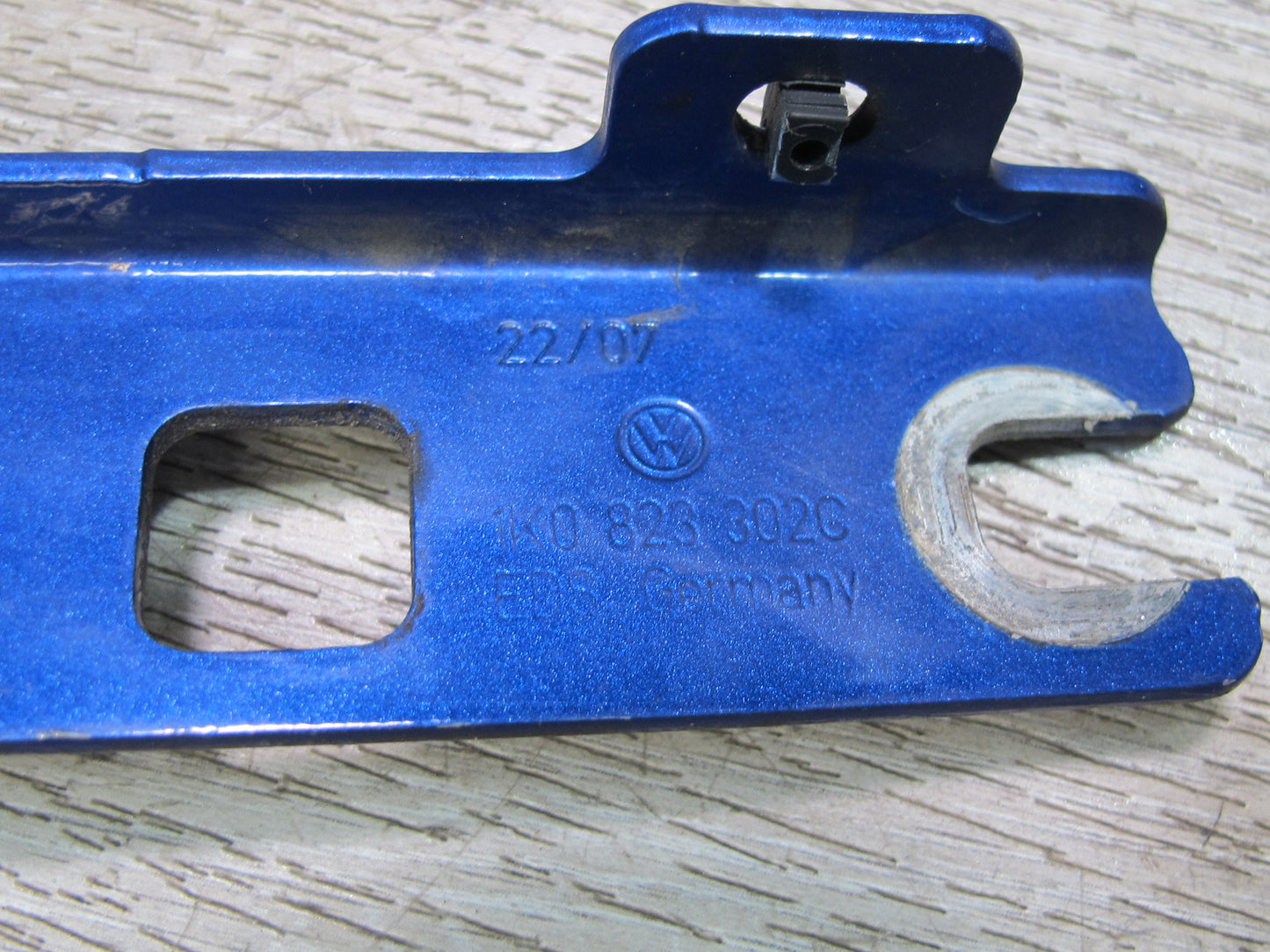 05-14 VW Golf R32 GTI Rabbit Jetta Front Left Right Hood Hinge Set Deepblue OEM
