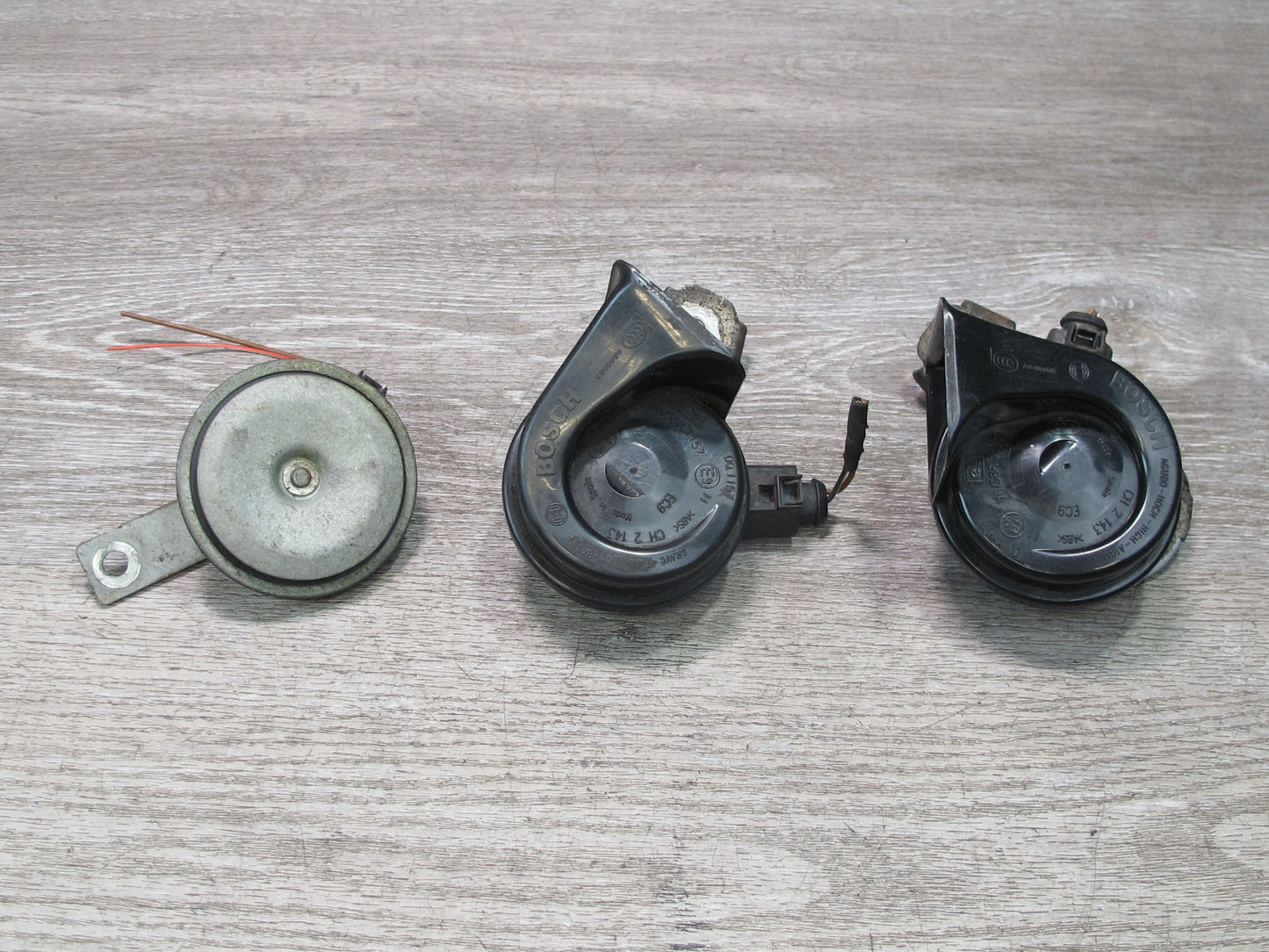 06-14 VW R32 GTI EOS Jetta High & Low Tone Note Pitch Horn Alarm Signal Set OEM