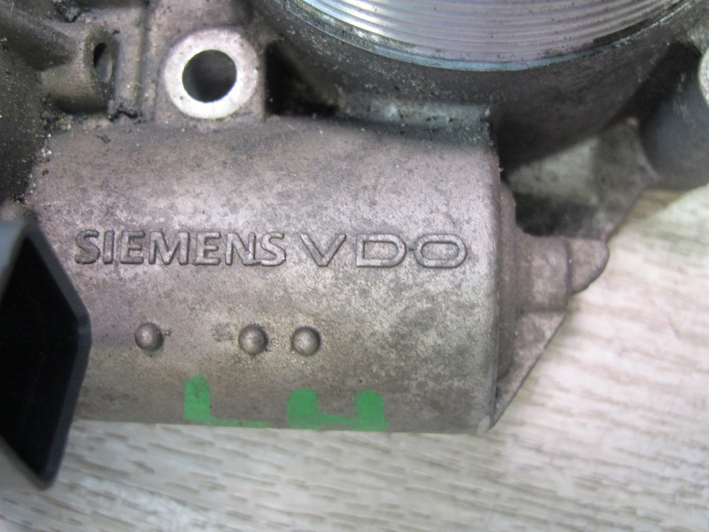 12-18 BMW E70 E71 F01 F02 F10 F12 S63 N63 4.4L Engine Throttle Body OEM 7555944