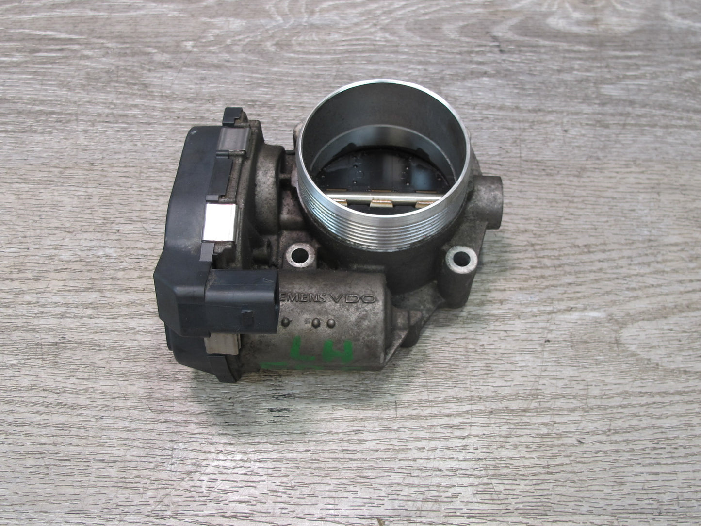 12-18 BMW E70 E71 F01 F02 F10 F12 S63 N63 4.4L Engine Throttle Body OEM 7555944