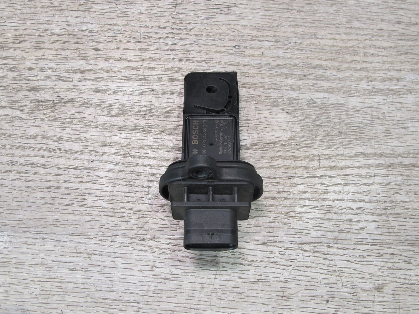 12-15 BMW F10 F12 4.4L N63 Set of 2 Mass Air Flow Meter MAF Sensor 7566990 OEM