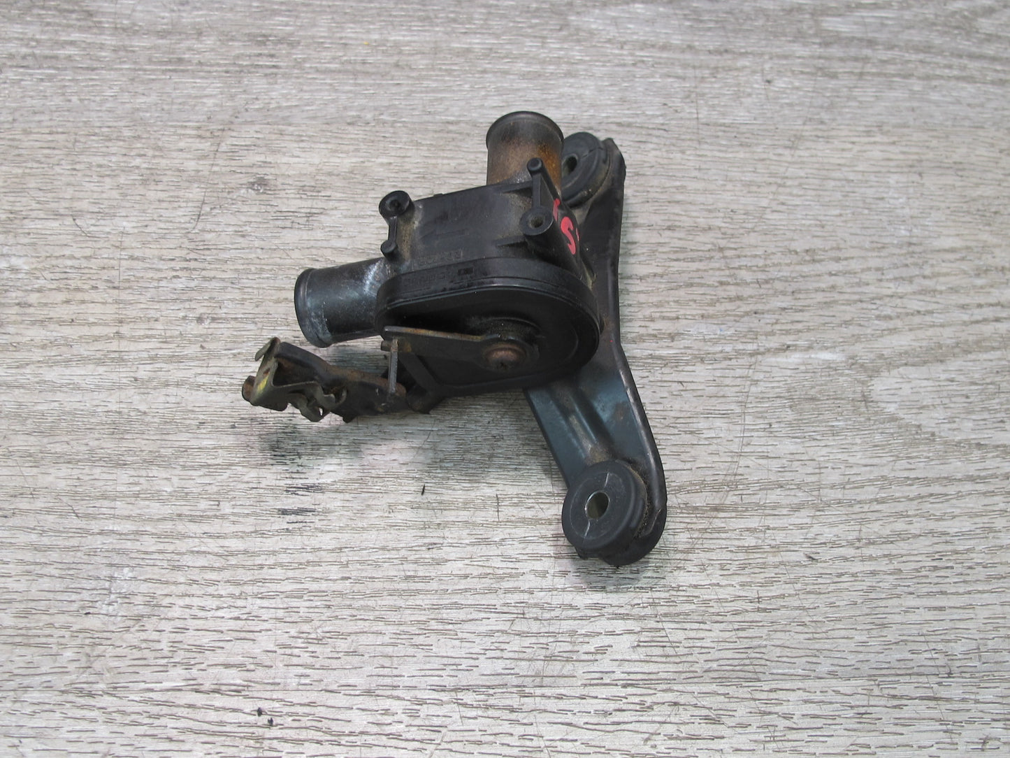 95-97 Lexus UCF20L LS400 Heater Control Water Valve OEM