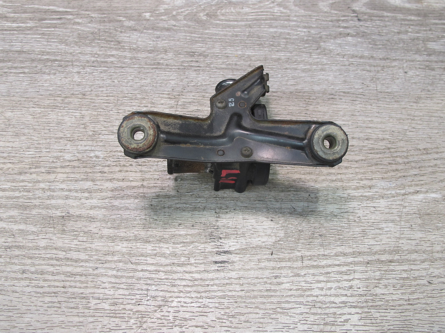95-97 Lexus UCF20L LS400 Heater Control Water Valve OEM