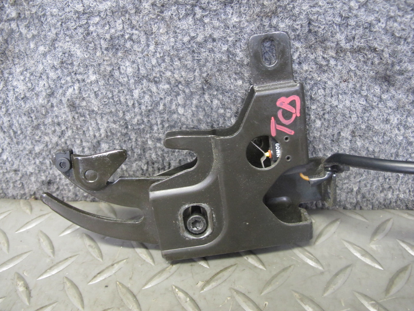 94-99 BMW E36 Convertible TOP Roof Compartment Tonneau Lock Latch Set OEM