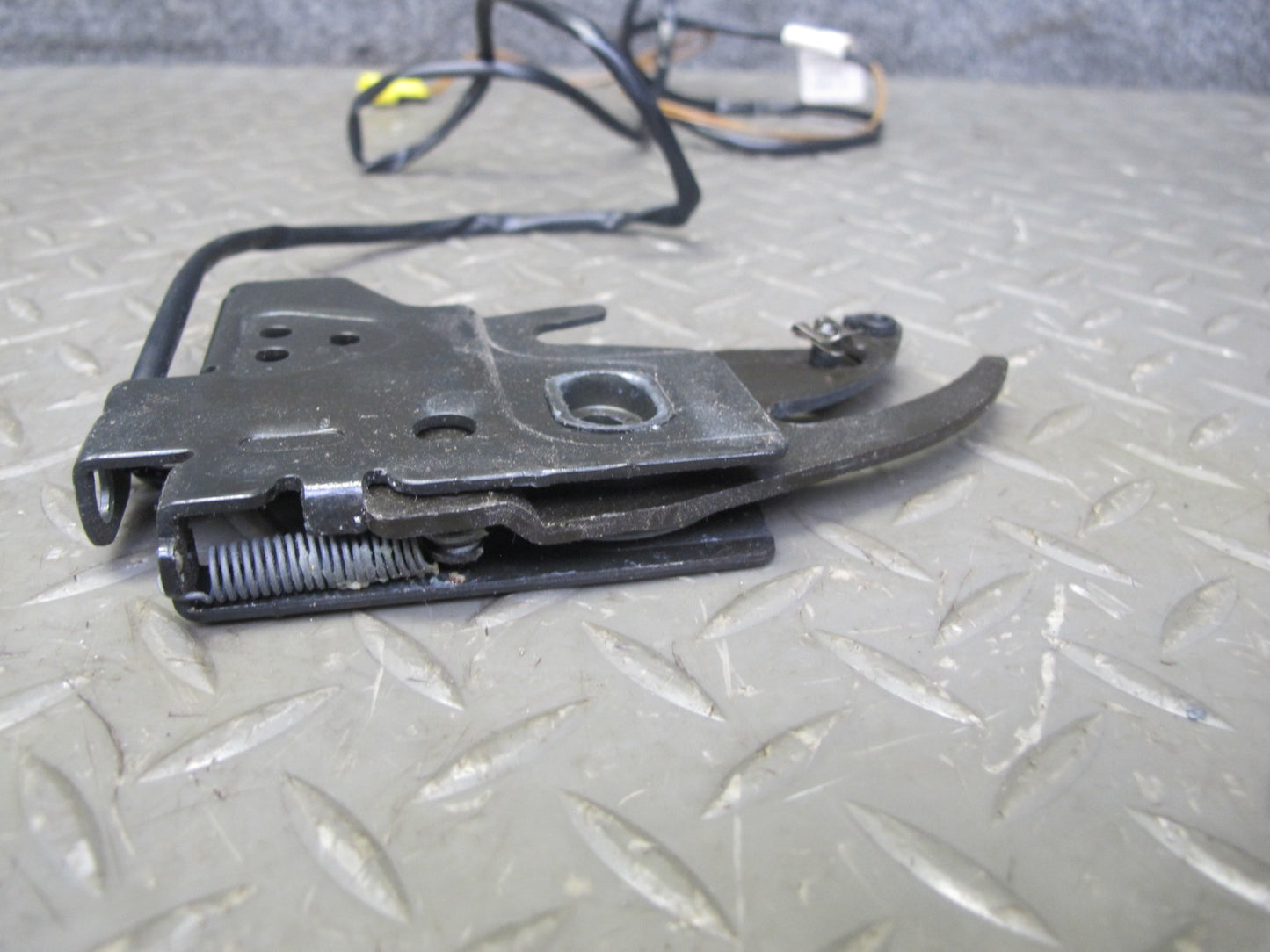 94-99 BMW E36 Convertible TOP Roof Compartment Tonneau Lock Latch Set OEM