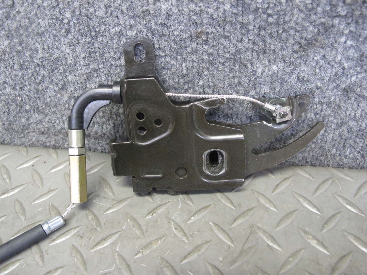 94-99 BMW E36 Convertible TOP Roof Compartment Tonneau Lock Latch Set OEM