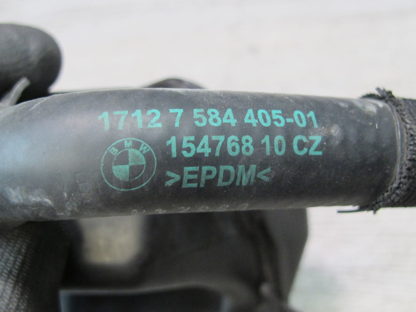 12-15 BMW F10 F12 4.4L N63 Engine Coolant Reservoir Expansion Tank w Hoses OEM