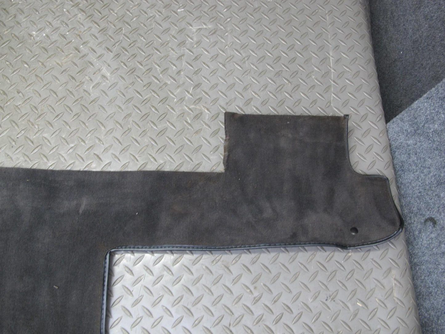86-89 Mercedes R107 560SL Rear Trunk Floor Trim Carpet Liner Cover MAT Set OEM