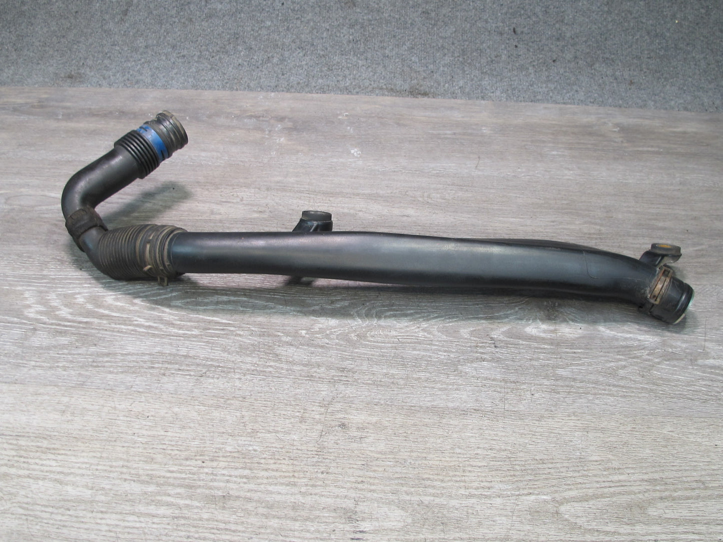 2008 VW R32 VR6 3.2L Cbra Engine Air Intake Connector Hose Duct Pipe OEM