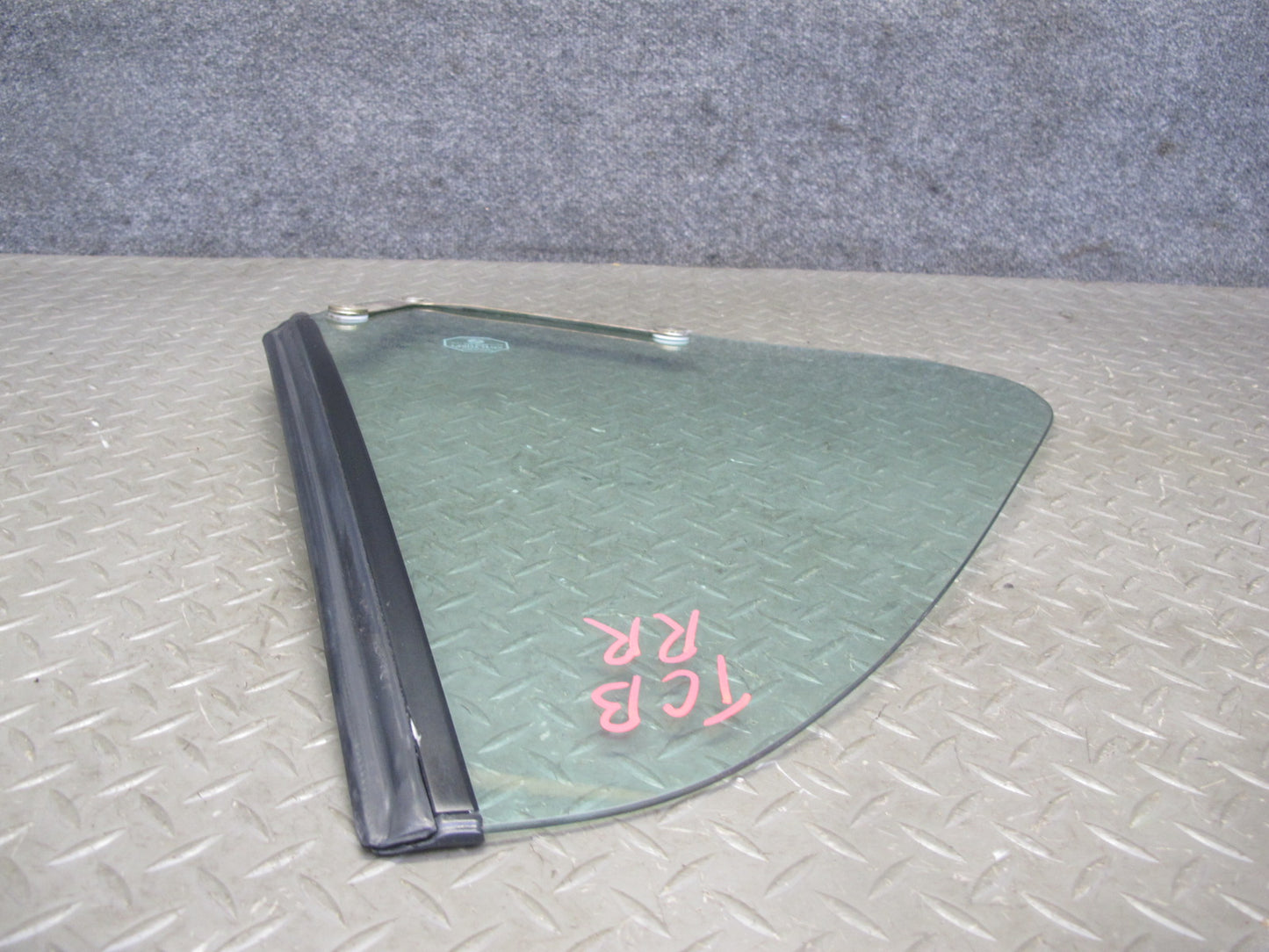 94-99 BMW E36 3-SERIES Convertible Rear Right Quarter Glass Window OEM