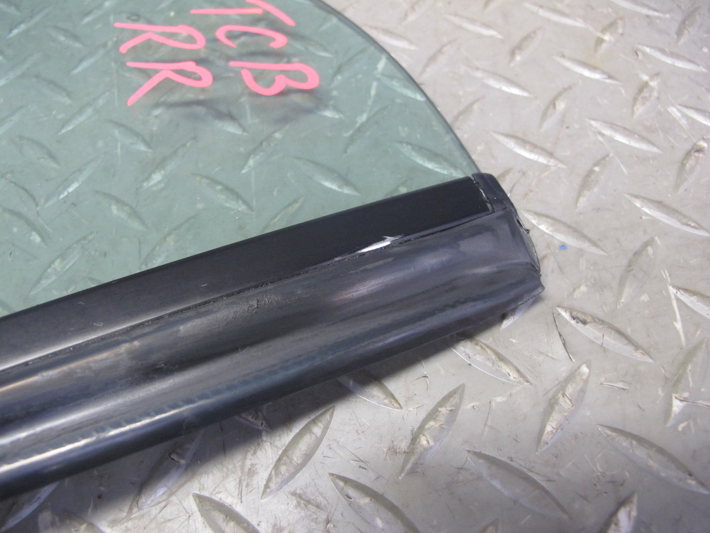 94-99 BMW E36 3-SERIES Convertible Rear Right Quarter Glass Window OEM