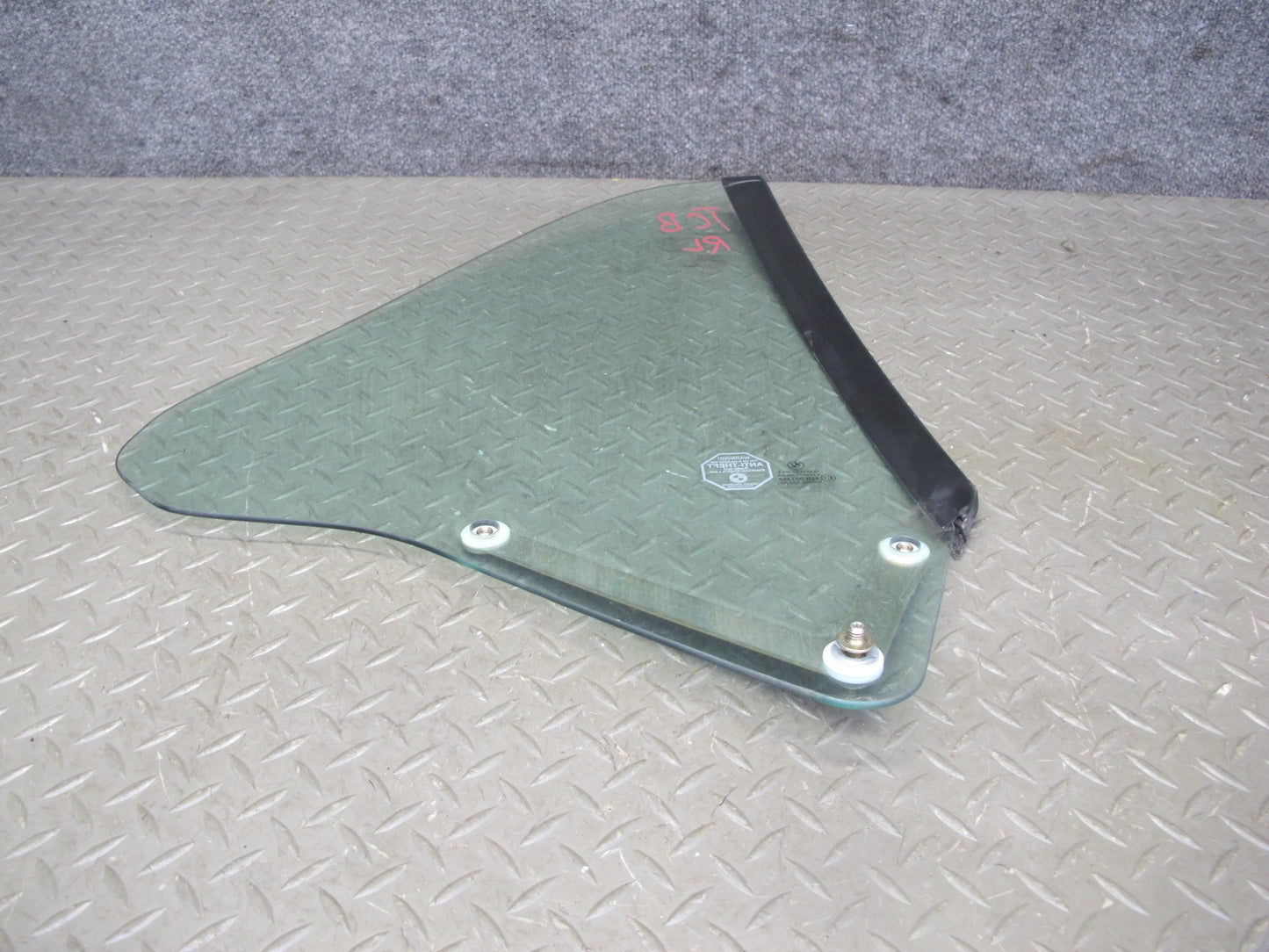 94-99 BMW E36 3-SERIES Convertible Rear Left Quarter Glass Window OEM