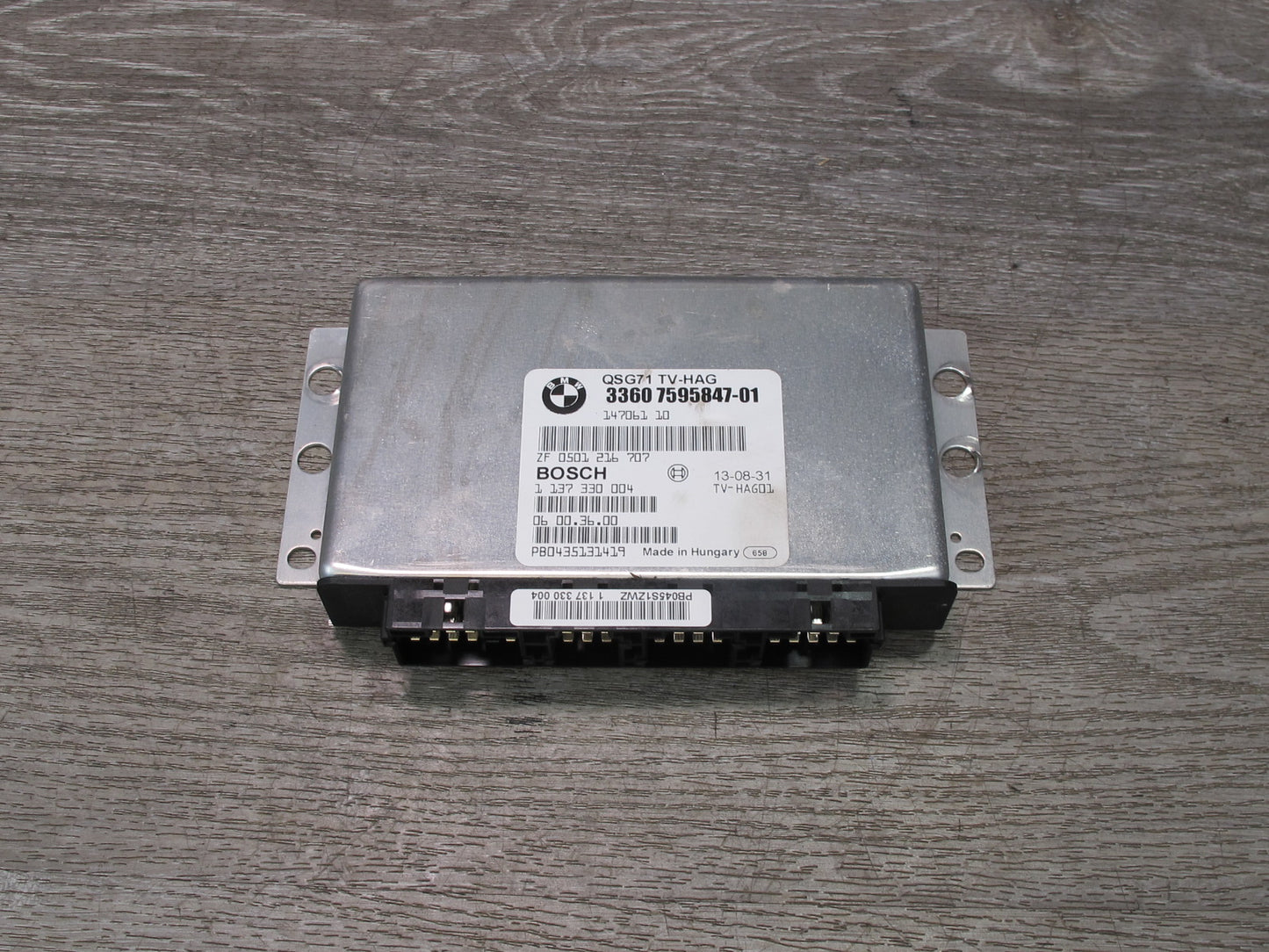 2010-2014 BMW E71 E72 X6 Rear Differential Lock Control Module 7595847