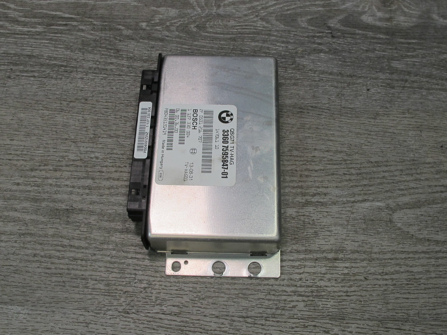 2010-2014 BMW E71 E72 X6 Rear Differential Lock Control Module 7595847