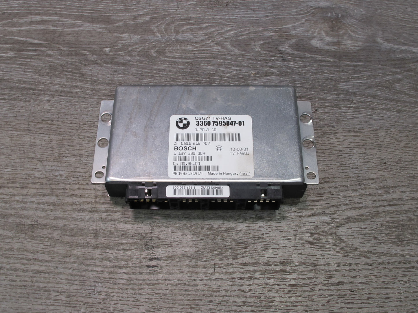 2010-2014 BMW E71 E72 X6 Rear Differential Lock Control Module 7595847