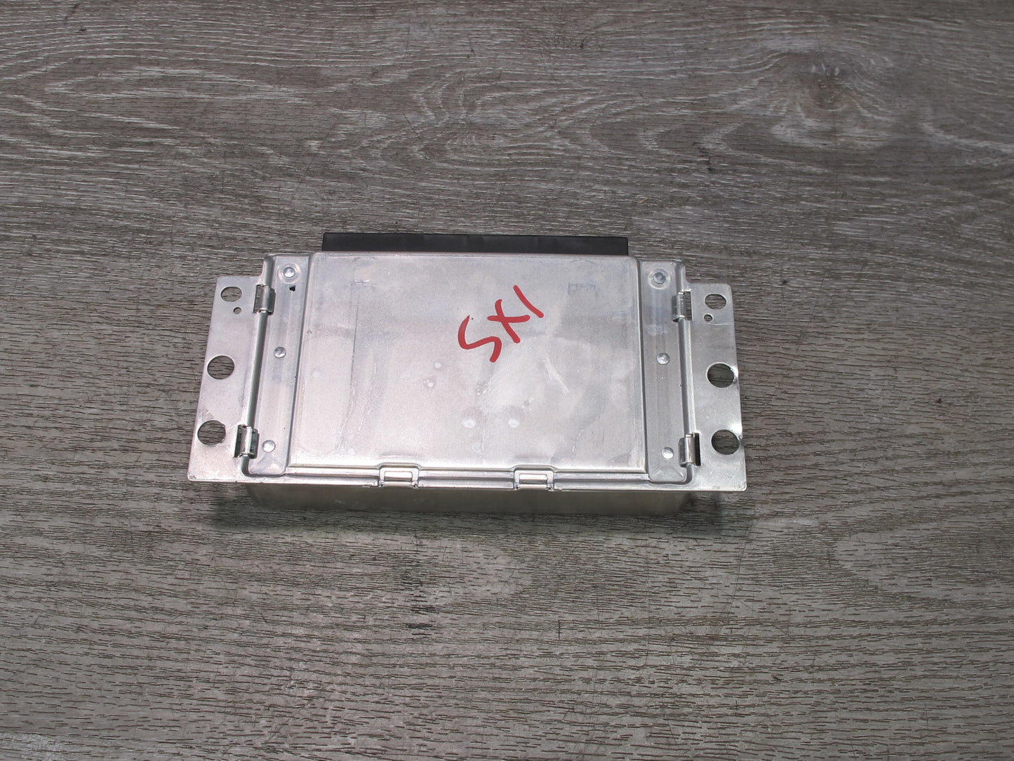 2010-2014 BMW E71 E72 X6 Rear Differential Lock Control Module 7595847