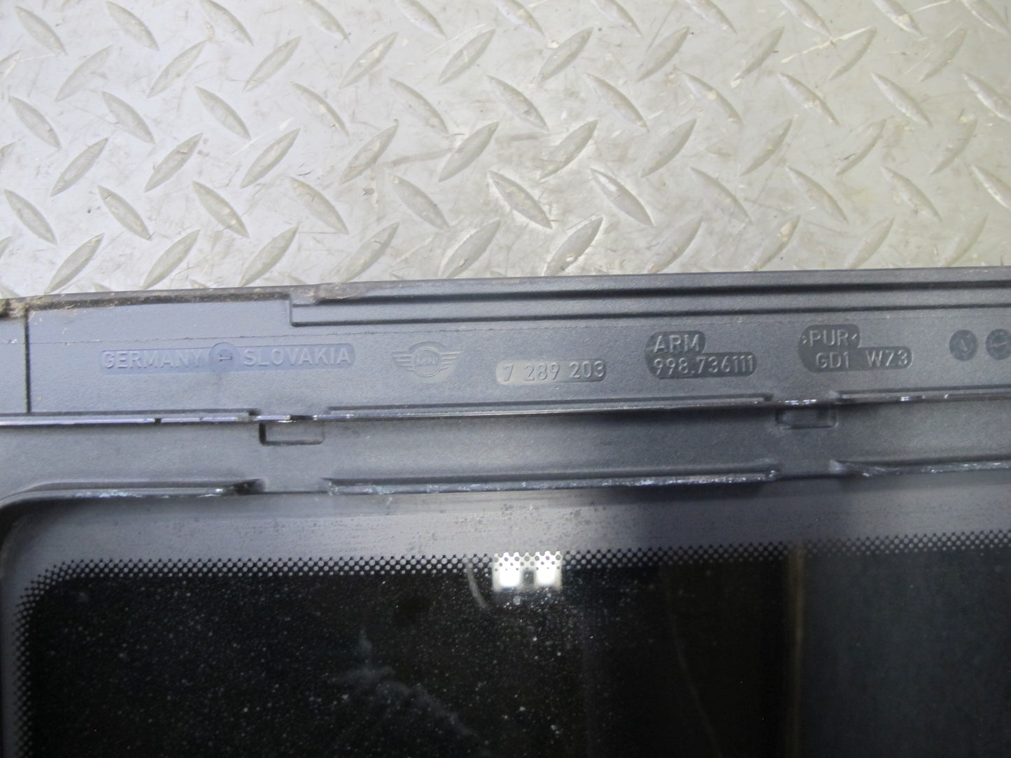 11-13 Mini Cooper R55 R56 R60 Front Sunroof Glass Window 7289203 OEM