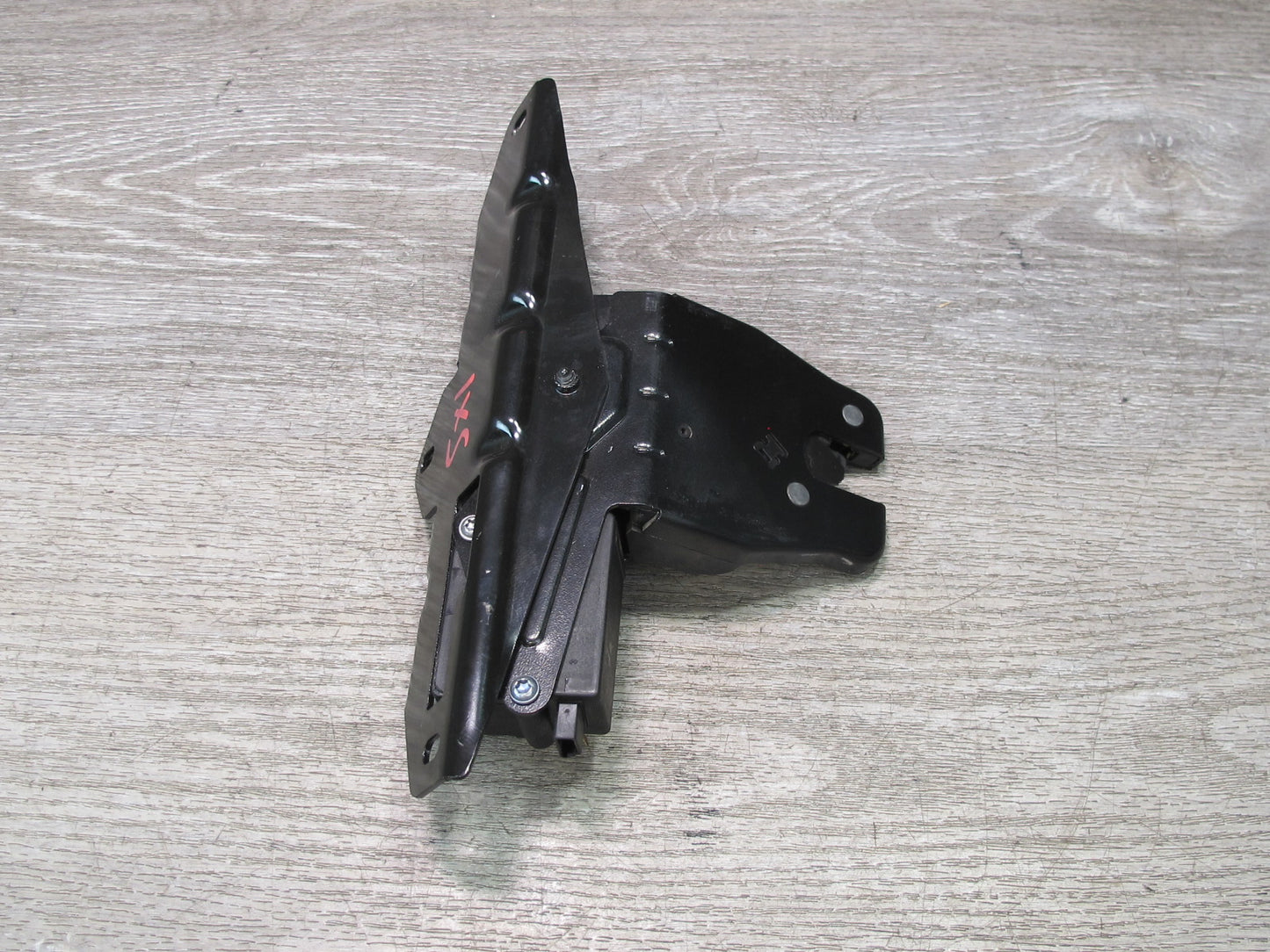 2008-2014 BMW E71 X6 Rear Trunk Lid Lock Latch Actuator