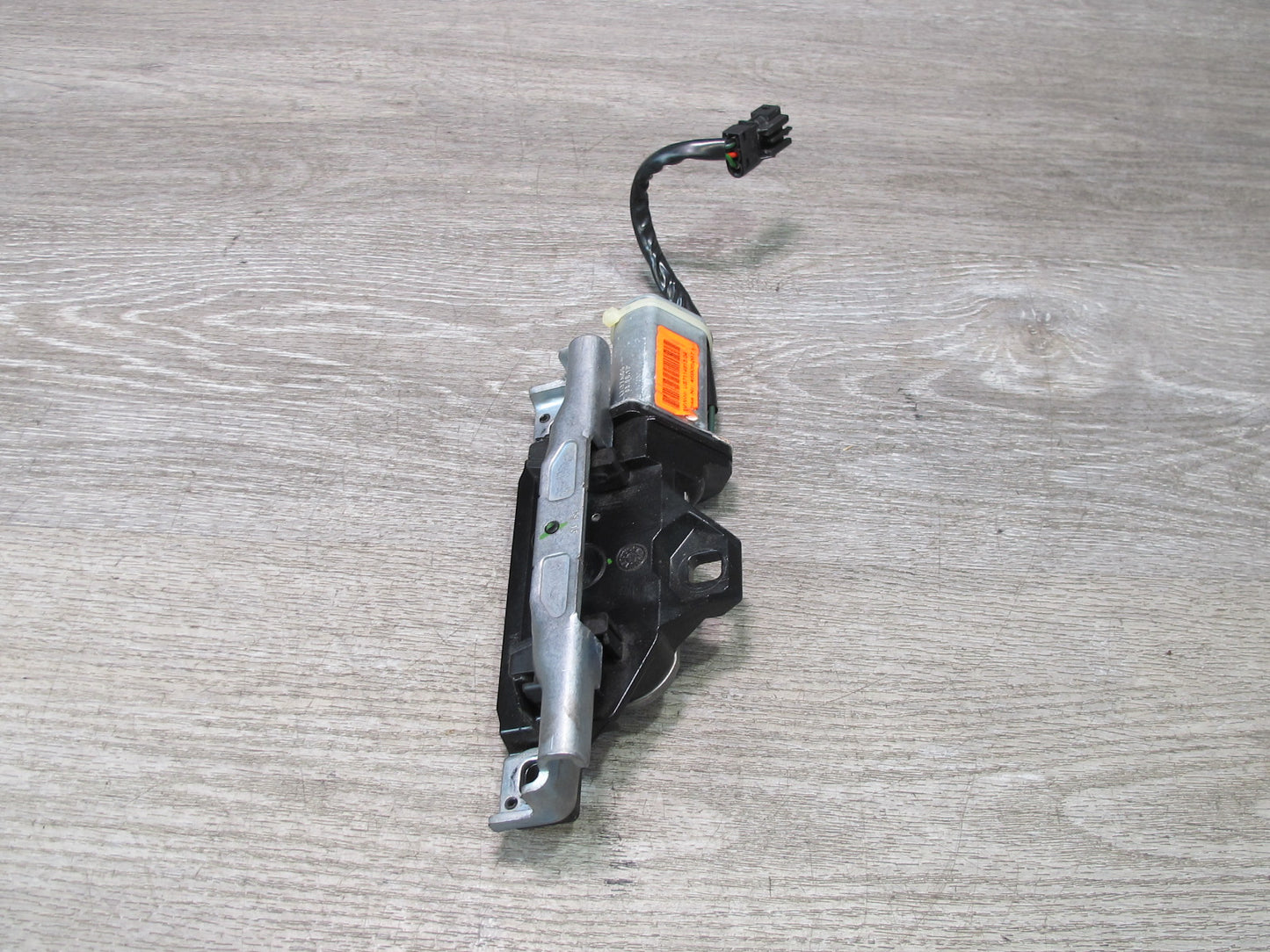 2008-2014 BMW E71 E72 X6 Rear Trunk Lid Power Lock Drive Motor Mechanism 7114613