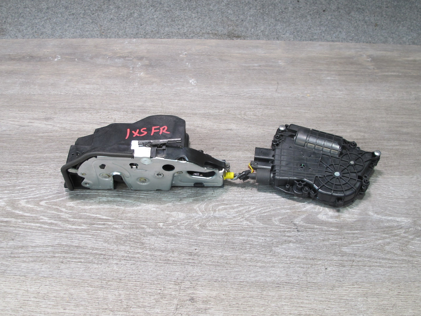 2010-2014 BMW E71 E72 X6 Front Right Door Lock Latch Actuator w Soft Close