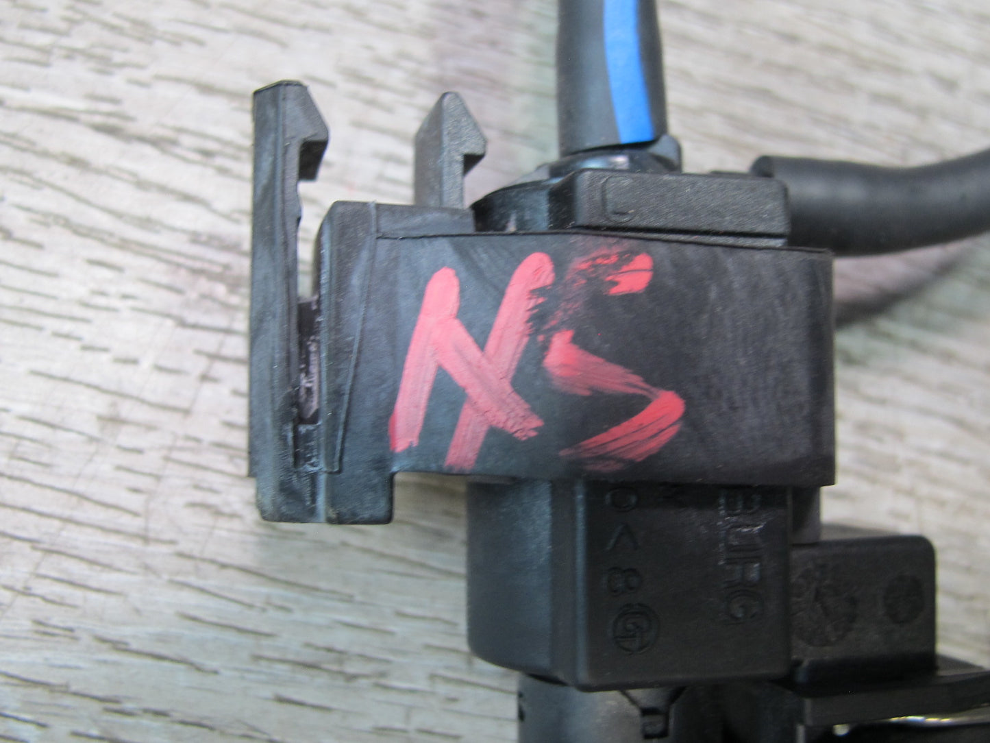2008-2014 BMW E71 E72 X6 Vacuum Valve Solenoid OEM