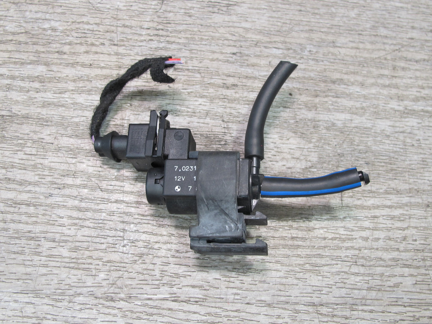 2008-2014 BMW E71 E72 X6 Vacuum Valve Solenoid OEM