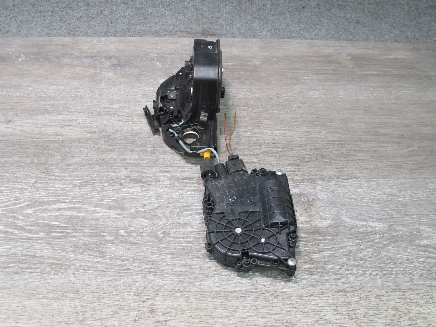 2008-2014 BMW E71 E72 X6 Rear Right Door Lock Latch Actuator w Soft Close