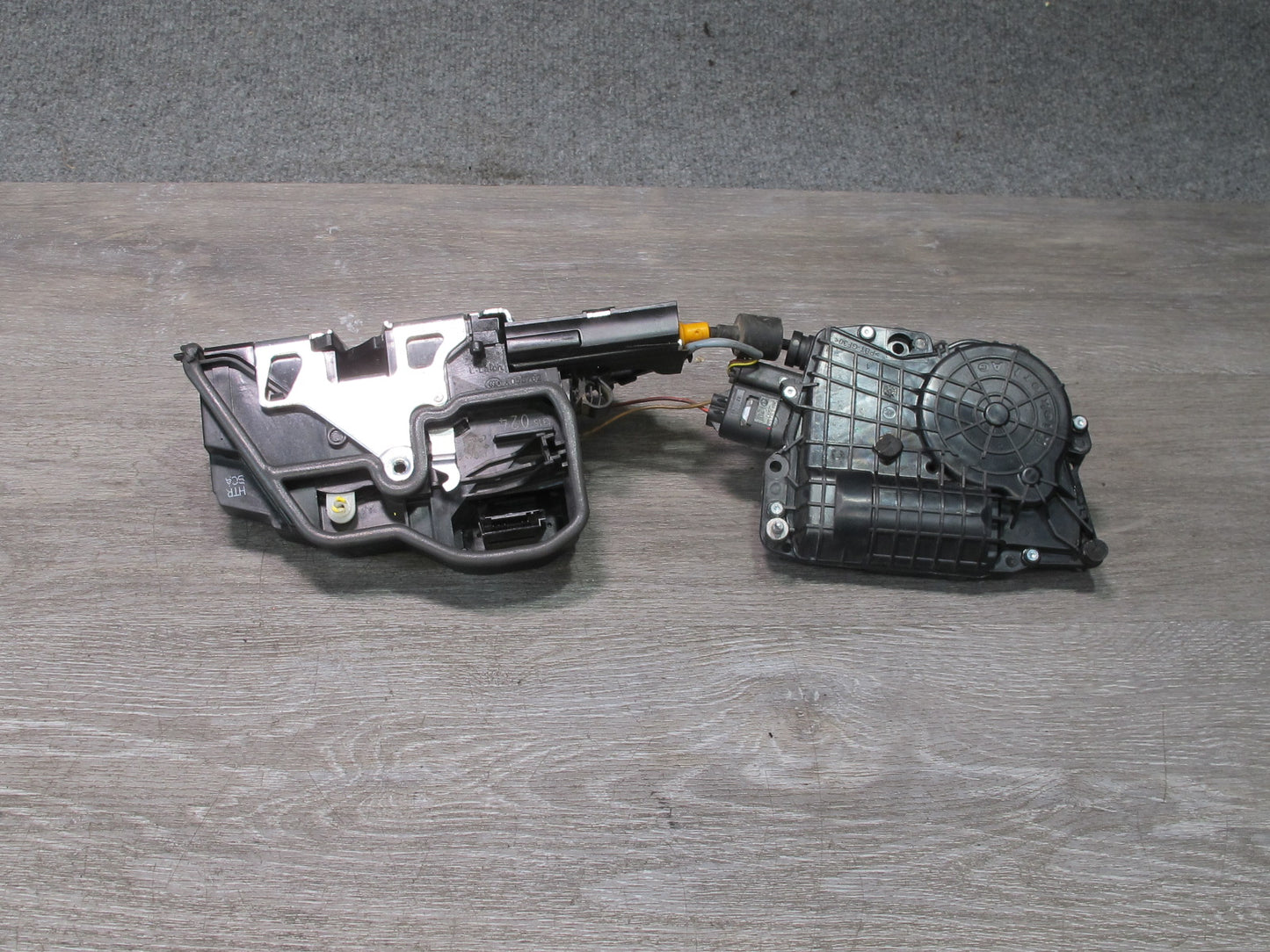 2008-2014 BMW E71 E72 X6 Rear Right Door Lock Latch Actuator w Soft Close