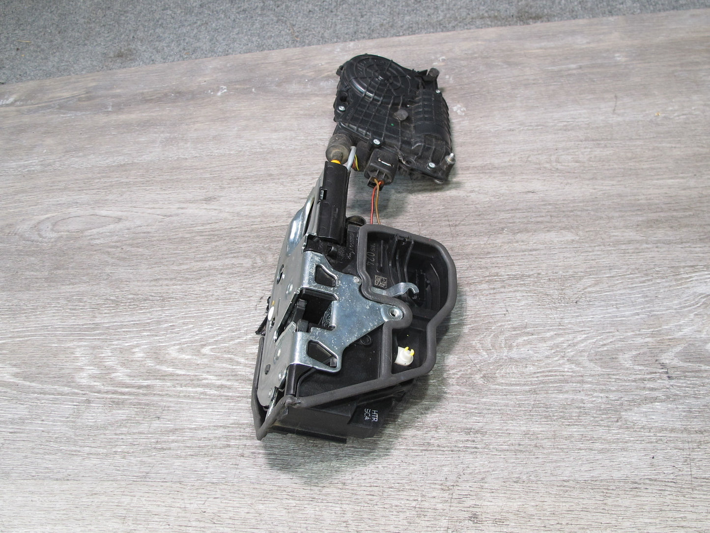 2008-2014 BMW E71 E72 X6 Rear Right Door Lock Latch Actuator w Soft Close