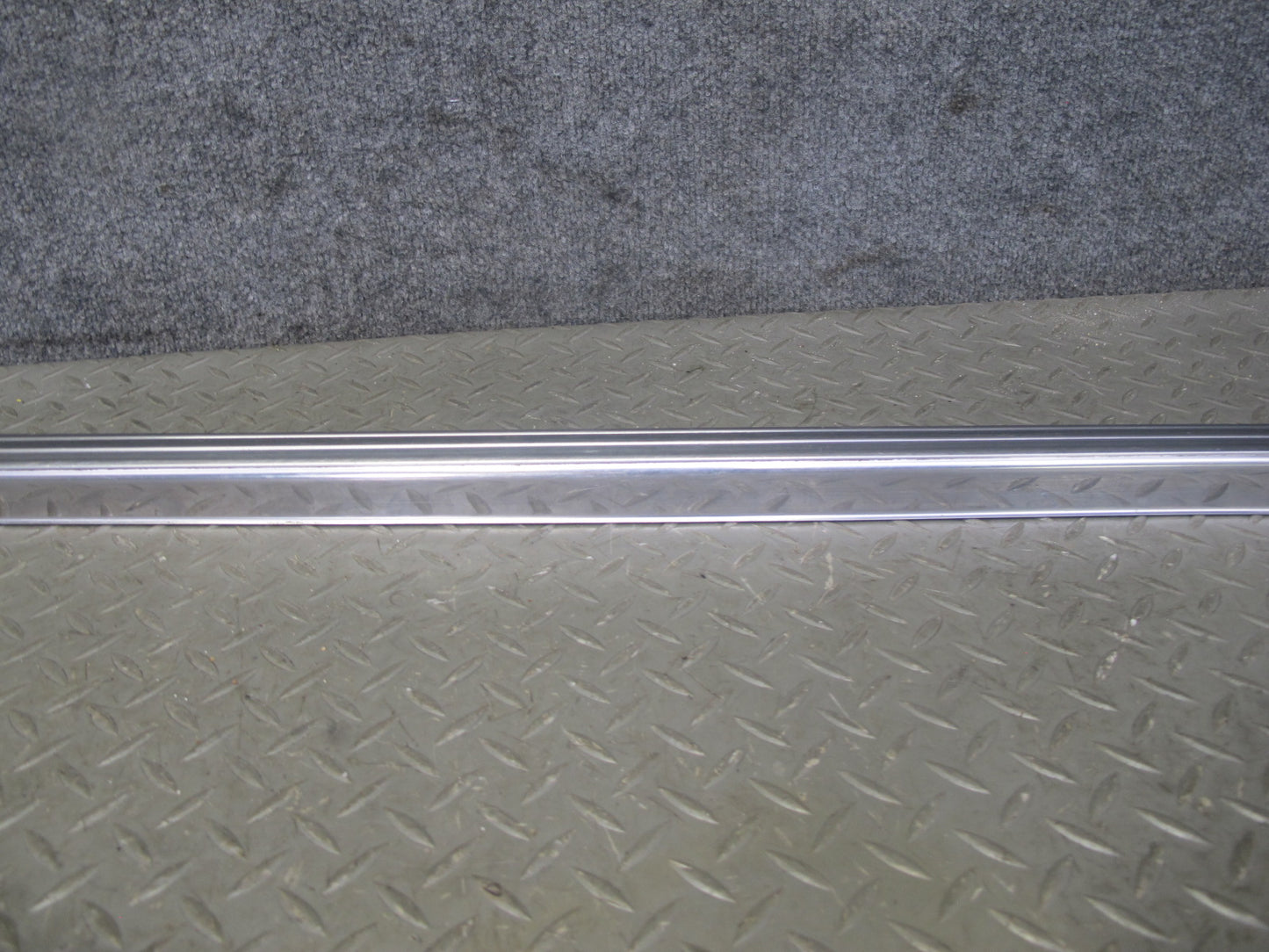 73-89 Mercedes R107 Set of 2 Left & Right Door Scuff Sill Plate Trim Chrome OEM