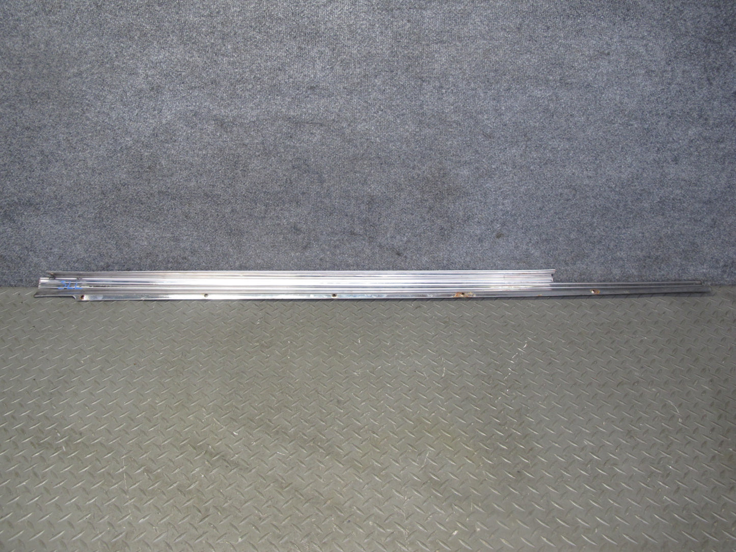 73-89 Mercedes R107 Set of 2 Left & Right Door Scuff Sill Plate Trim Chrome OEM