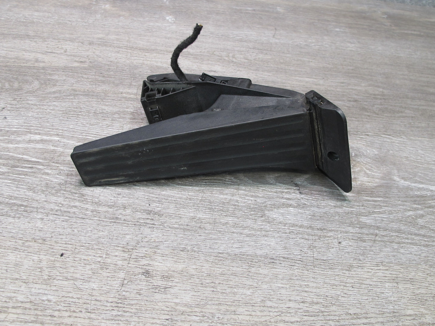 2008-2014 BMW E71 E72 X6 A/T Gas Acceleration Pedal 6860784