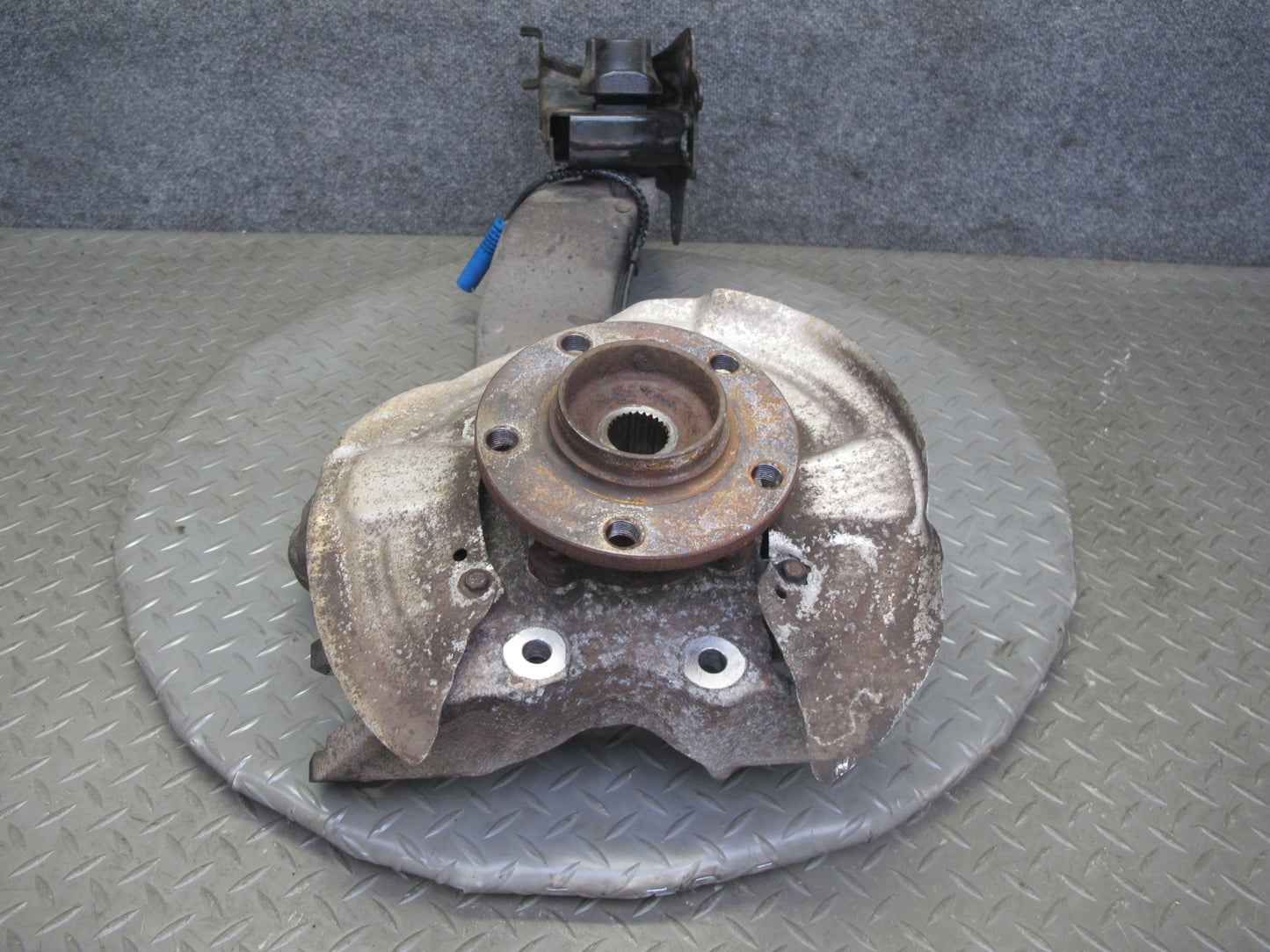 11-15 Mini Cooper R60 R61 AWD Rear Left Knuckle Wheel Hub Trailing Arm OEM