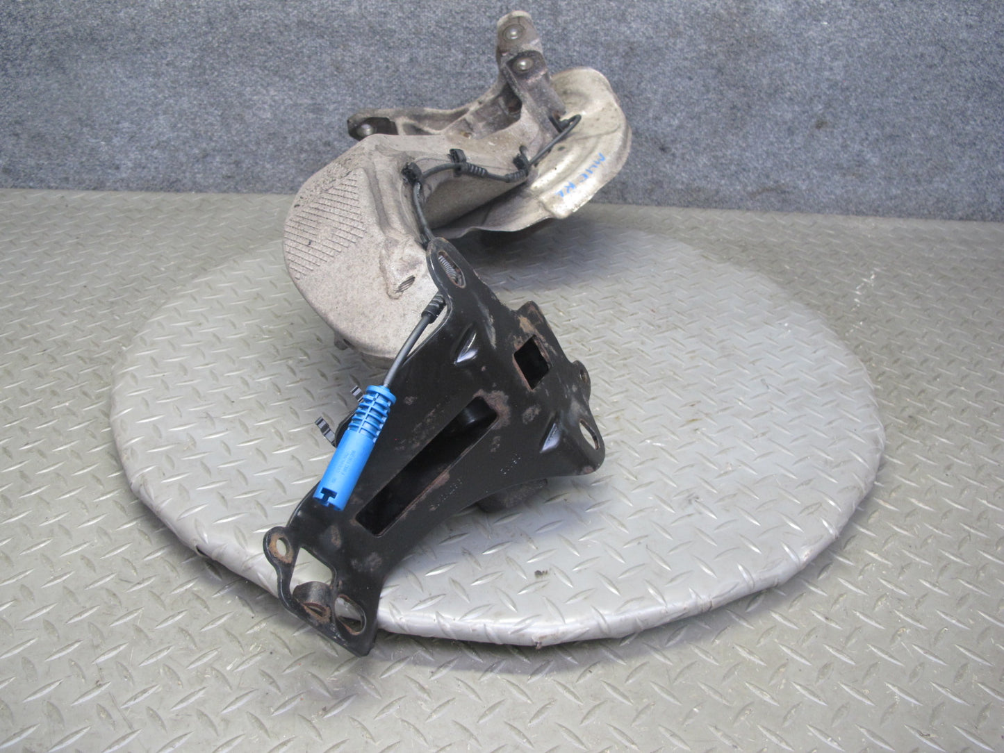 11-15 Mini Cooper R60 R61 AWD Rear Left Knuckle Wheel Hub Trailing Arm OEM