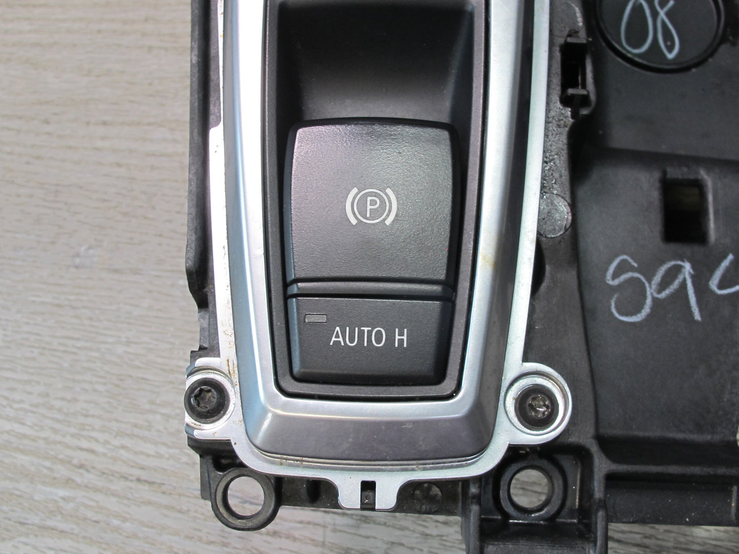 2010-2014 BMW E71 X6M A/T Automatic Transmission Floor Gear Shifter