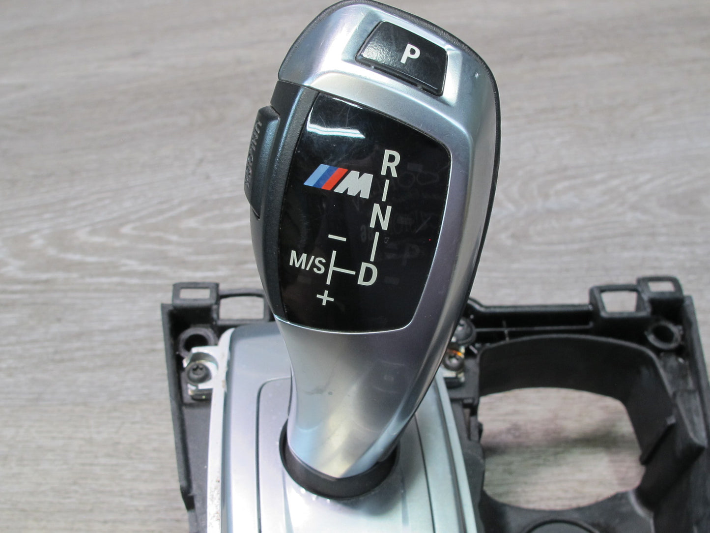 2010-2014 BMW E71 X6M A/T Automatic Transmission Floor Gear Shifter