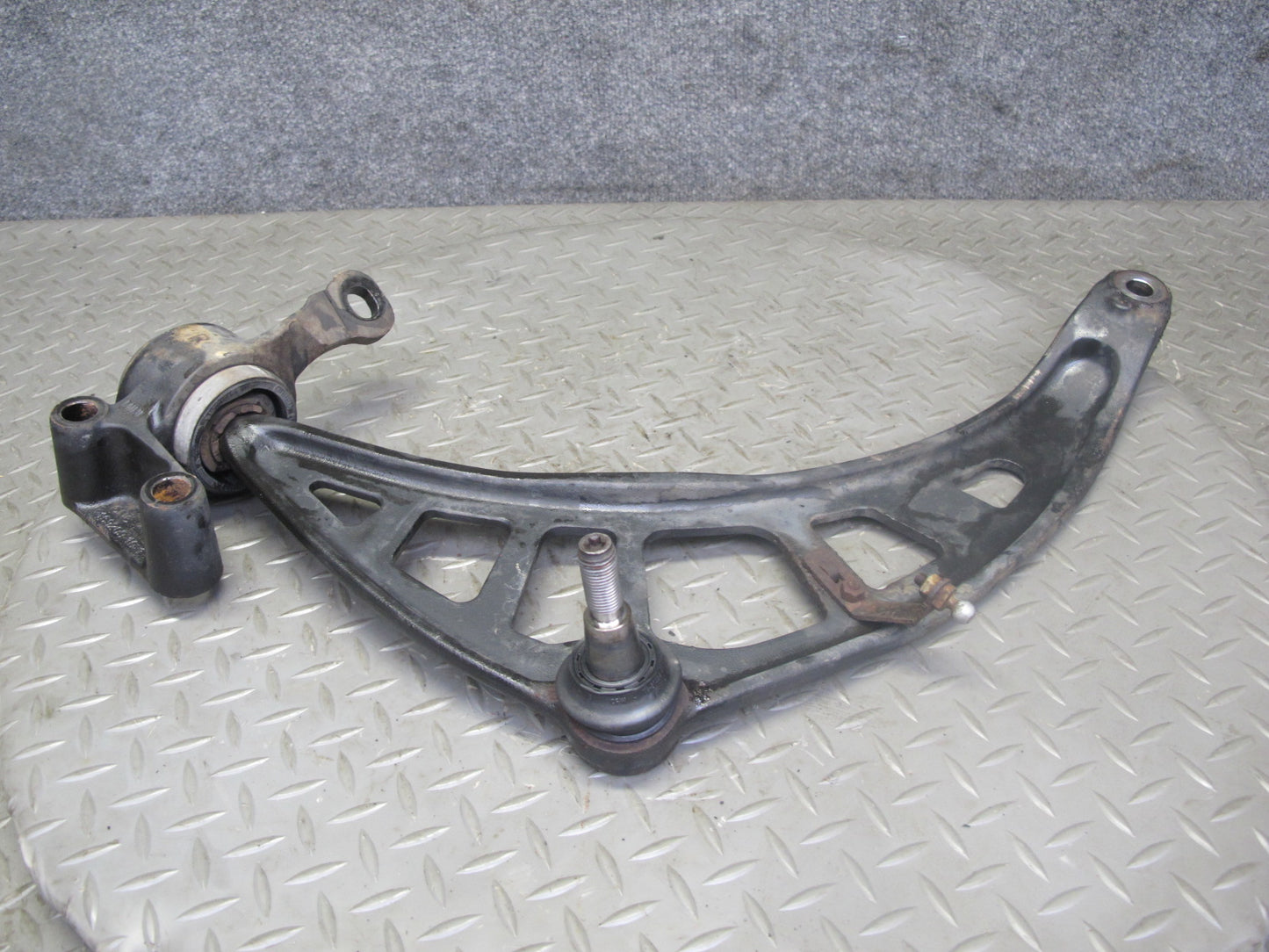 11-15 Mini Cooper R60 R61 Front Right Suspension Lower Control Arm 9806520 OEM