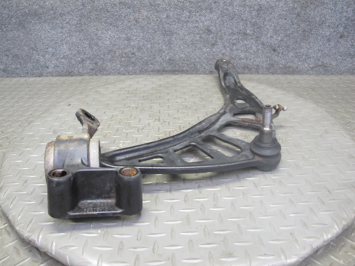 11-15 Mini Cooper R60 R61 Front Right Suspension Lower Control Arm 9806520 OEM