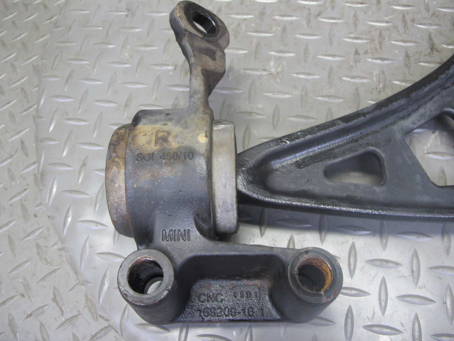 11-15 Mini Cooper R60 R61 Front Right Suspension Lower Control Arm 9806520 OEM