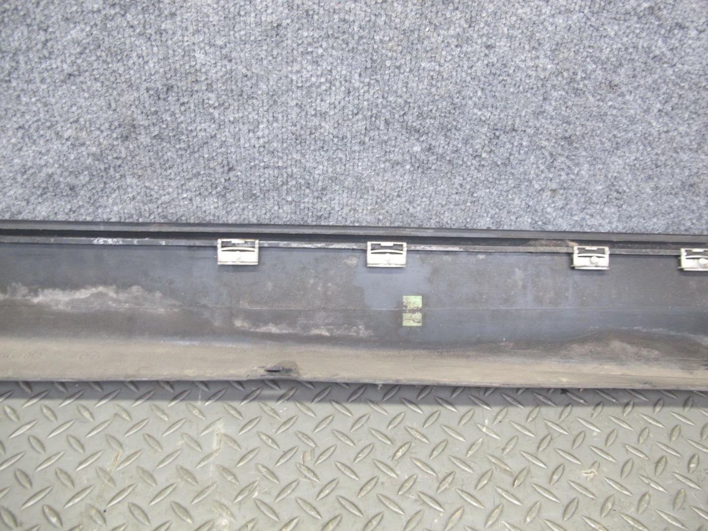 94-99 BMW E36 Coupe Convert Set of 2 Side Skirt Rocker Panel Molding Black OEM