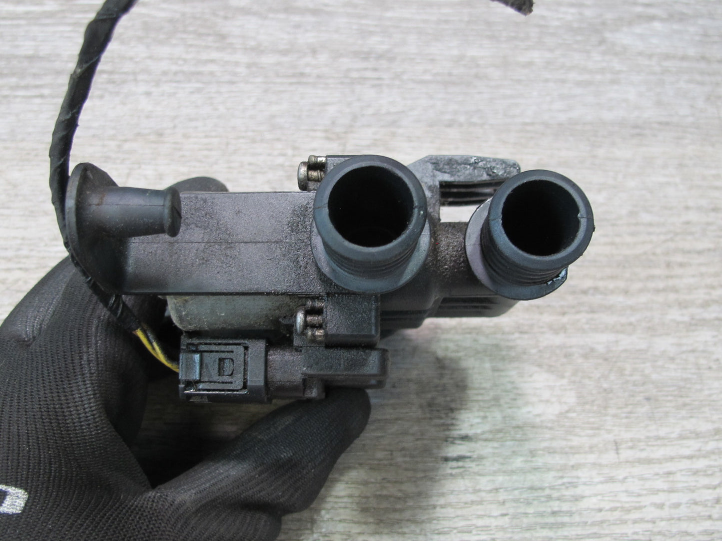 2008-2014 BMW E71 E72 X6 Heater Water Control Valve 6910544