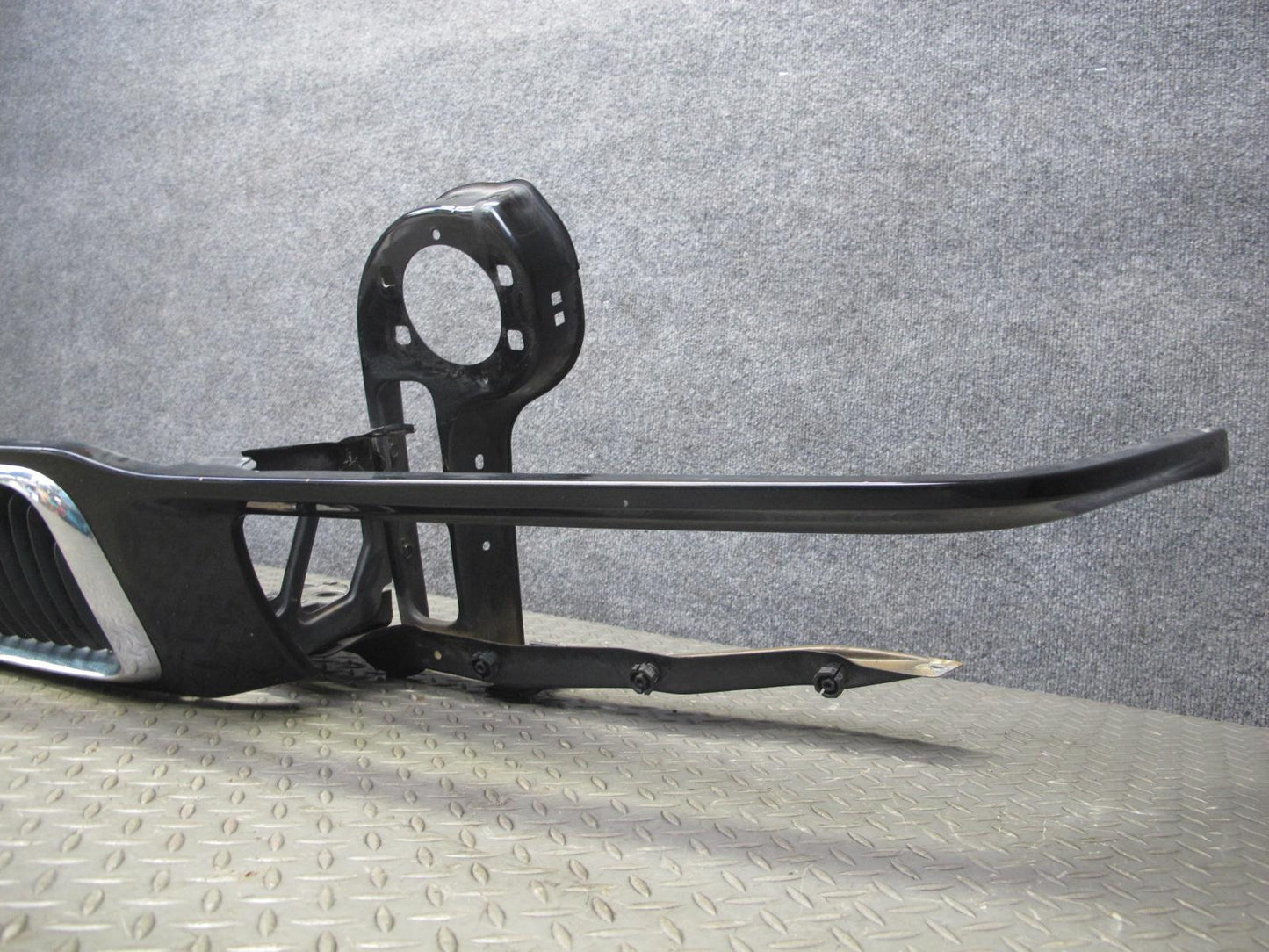 97-99 BMW E36 3-SERIES Front Nose Panel w Kidney Grille & Radiator Support OEM