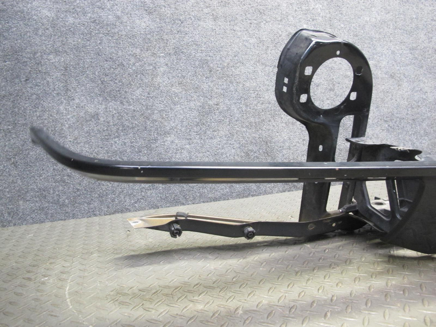 97-99 BMW E36 3-SERIES Front Nose Panel w Kidney Grille & Radiator Support OEM