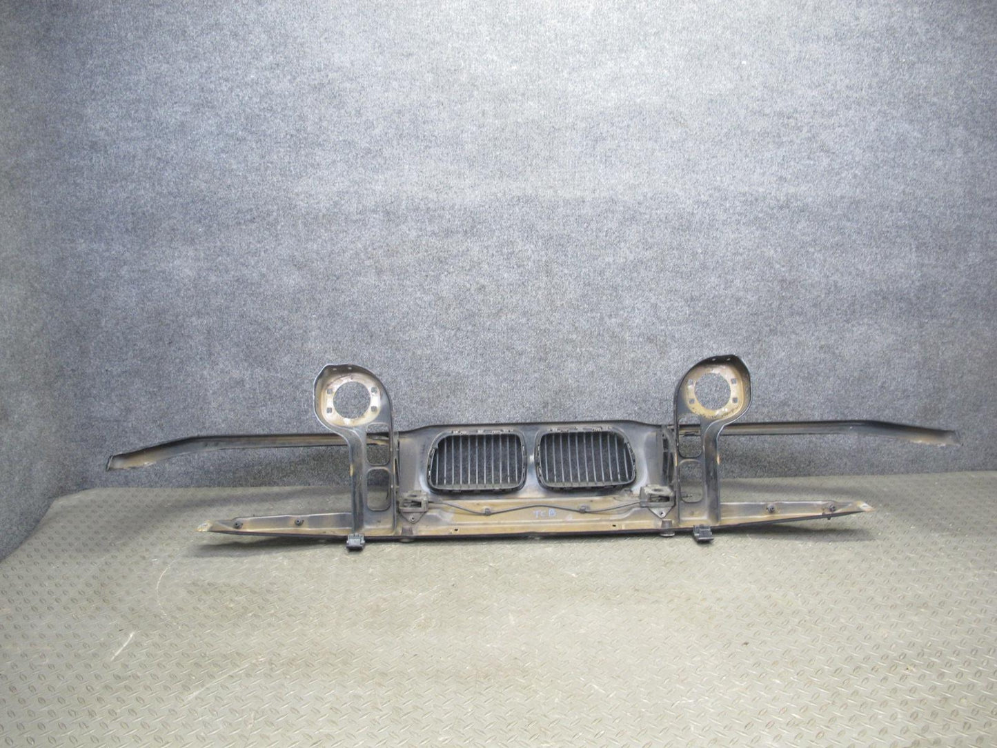 97-99 BMW E36 3-SERIES Front Nose Panel w Kidney Grille & Radiator Support OEM
