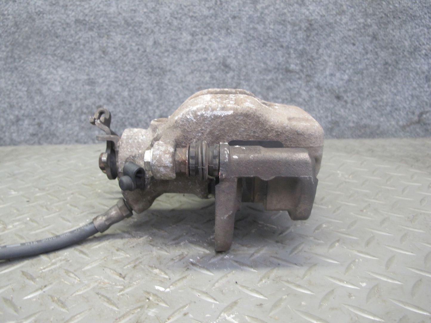 11-15 Mini Cooper S R60 R61 Countryman Set of 2 Rear Brake Caliper OEM