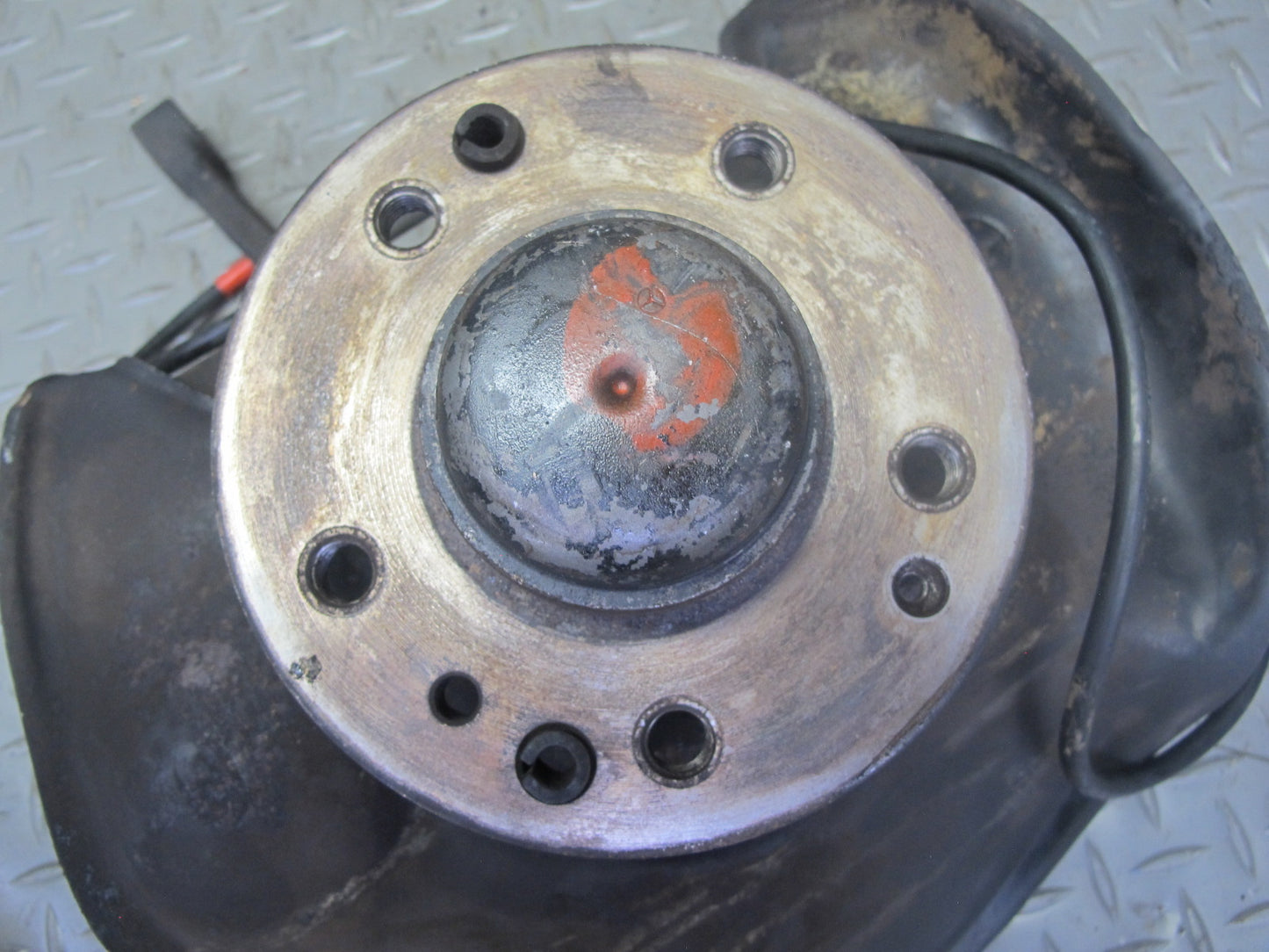 86-89 Mercedes R107 560SL Front Left Spindle Knuckle Wheel Hub Bearing OEM